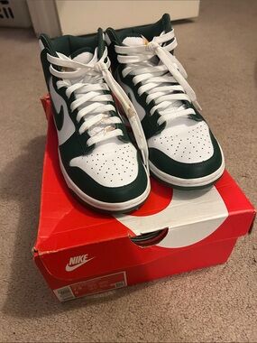 Nike Men’s High-Top Sneakers in White & Dark Green